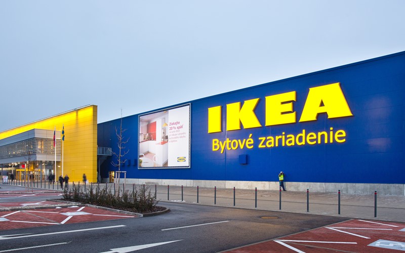 IKEA Slovensko zaznamenala vo finančnom roku 2022 celkom 14 percentný nárast tržieb a znížila klimatickú stopu  o 82 percent