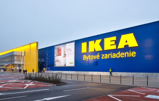 IKEA Slovensko zaznamenala vo finančnom roku 2022 celkom 14 percentný nárast tržieb a znížila klimatickú stopu  o 82 percent