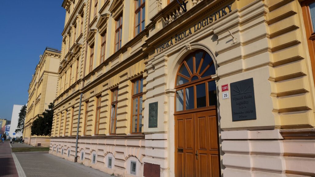 VŠLG budova