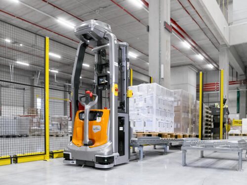 STILL automatizuje sklad Yusen Logistics, nechybí pokročilé řízení toku zboží