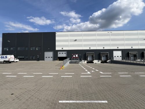 MALFINI spustilo své první zahraniční distribuční centrum, je v Polsku