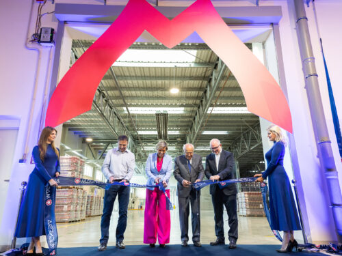 Mattoni 1873 dnes v závodu v Mnichově zahájila provoz nové moderní skladové haly za více než 200 milionů Kč