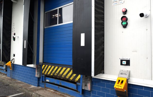 Společnost MEGATECH Industries Jablonec zvýšila bezpečnost nakládek díky Gate Systému od Wadimexu