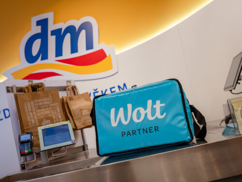 Společnost dm rozšiřuje expresní doručení do dalších měst