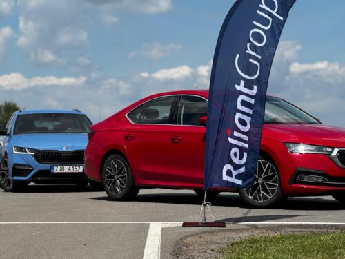 Bezpečnost na silnicích i networking: Jubilejní 15. ročník Reliant Drive4LIFE prověřil limity řidičů a představil revoluční technologie