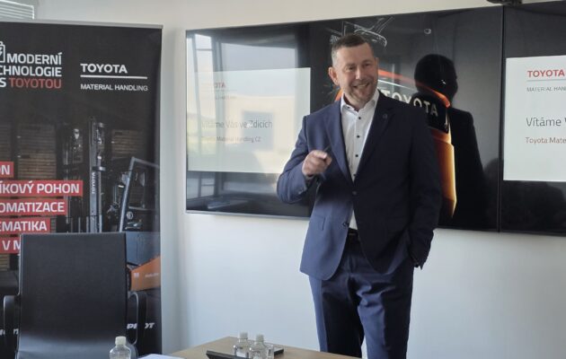 Toyota otevřela novou Demo arénu. Vloni prodala 3261 vozíků, z toho 2257 nových