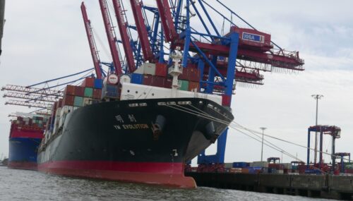 PST CLC Mitsui-Soko: situace v námořní přepravě z Asie se uvolňuje, sezonní příplatky klesají